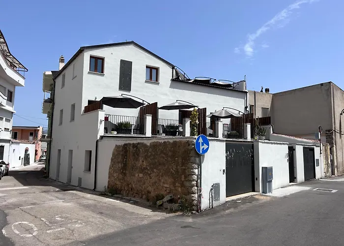 Longevity Hotel